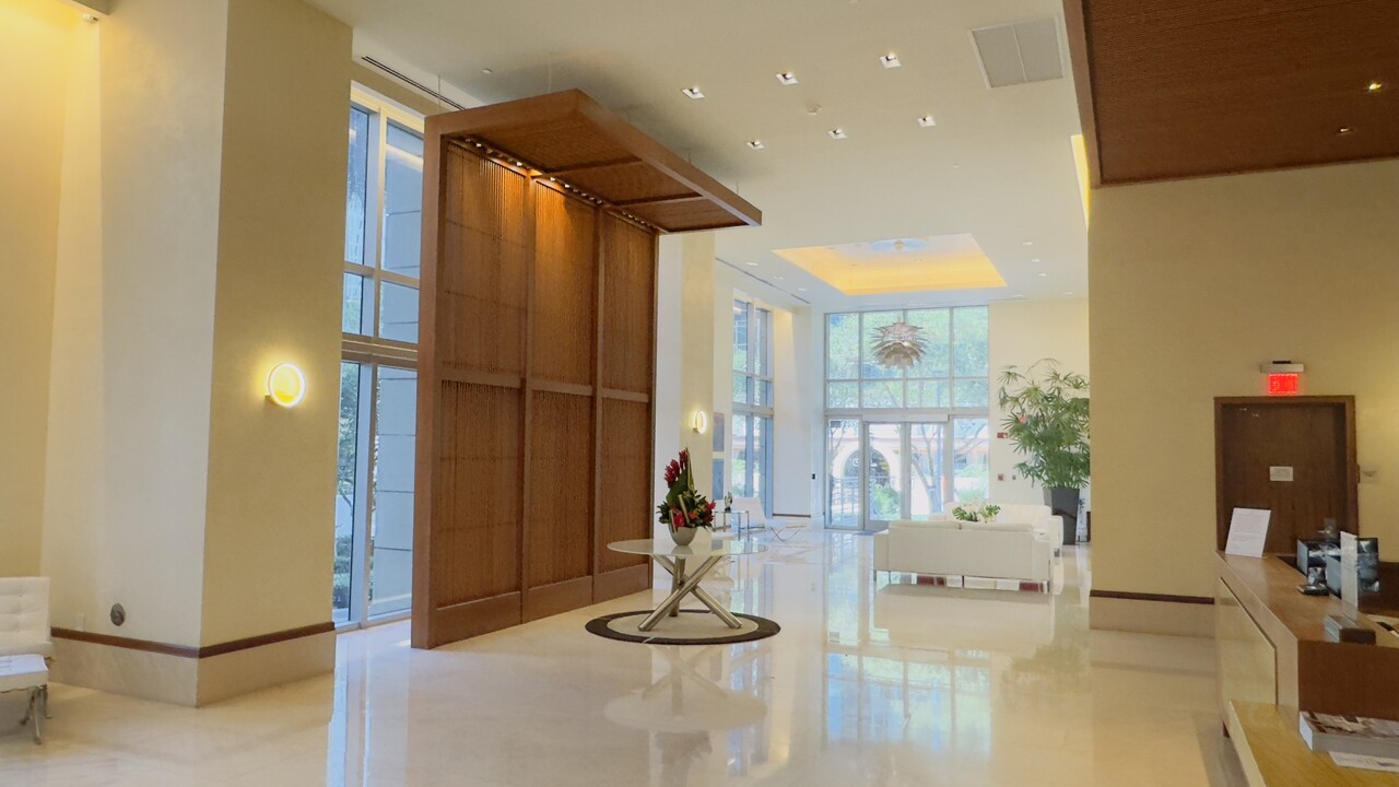 1050 Brickell Ave, Unit 2406 in Miami, FL - Building Photo