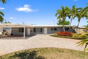 609 NW 30th Ct in Wilton Manors, FL - Building Photo