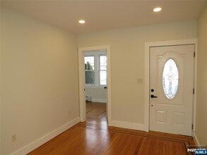 8 Louis St in Lodi, NJ - Building Photo - Building Photo
