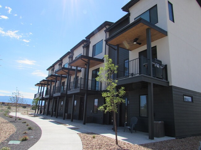 property at 600 Lawrence Ave