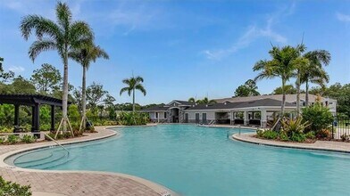 2207 Midnight Pearl Dr in Sarasota, FL - Building Photo - Building Photo