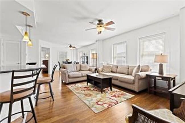 4555 Main St in Kansas City, MO - Building Photo - Building Photo