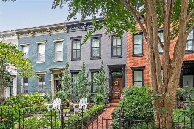 1217 T St NW in Washington, DC - Foto de edificio - Building Photo