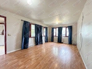 219 W Converse St in Moorcroft, WY - Building Photo - Building Photo