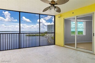 2797 First St, Unit 1405 in Ft. Myers, FL - Building Photo