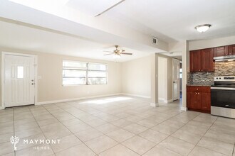 2250 Norman Dr in Clearwater, FL - Building Photo - Building Photo