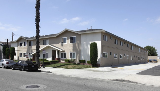 1145 N West St in Anaheim, CA - Building Photo - Building Photo