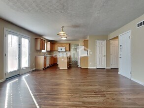 5955 Furlong Way in Liberty Township, OH - Building Photo - Building Photo