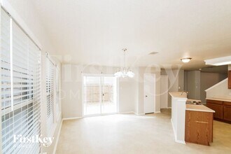7439 Circle Farm in San Antonio, TX - Building Photo - Building Photo