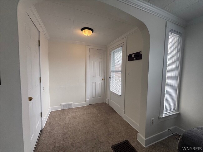 232 Columbus Ave in Buffalo, NY - Building Photo - Building Photo