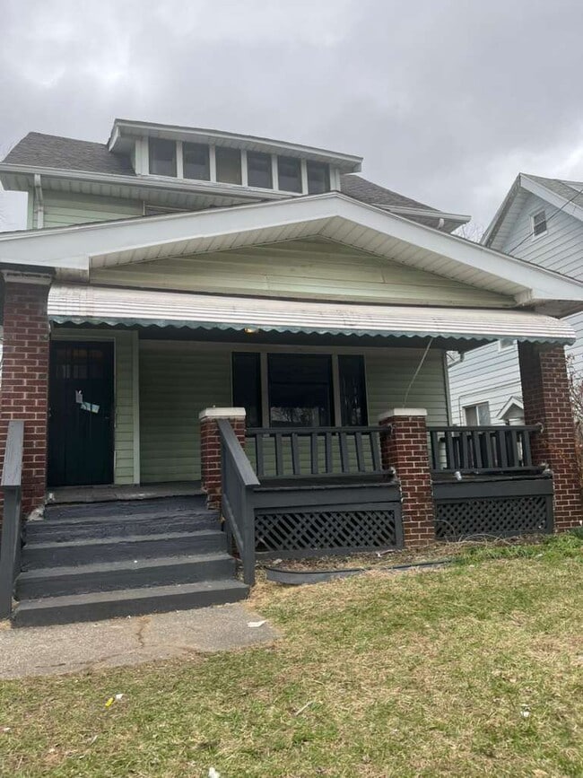 property at 2989 E 61st St