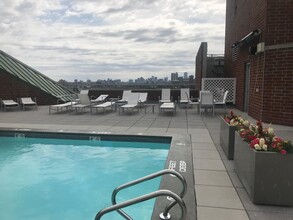 15 North Beacon St, Unit 402 in Boston, MA - Building Photo - Building Photo