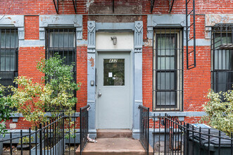 432 Pleasant Avenue in New York, NY - Building Photo - Building Photo