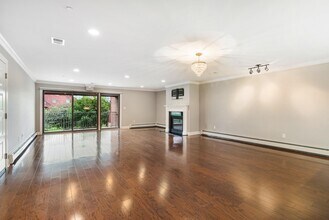 14A Riverview Cir in North Bergen, NJ - Building Photo - Building Photo