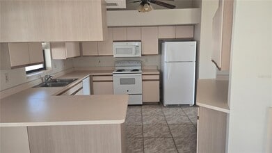 380 S Quincy Rd in Venice, FL - Building Photo - Building Photo