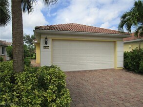 8677 Erice Ct in Naples, FL - Building Photo - Building Photo