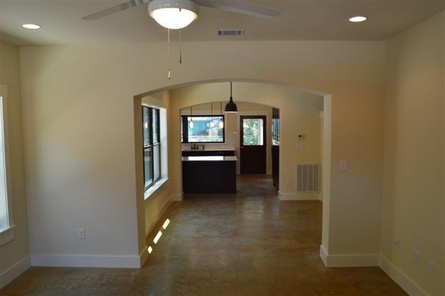 5601 Joe Sayers Ave in Austin, TX - Foto de edificio - Building Photo