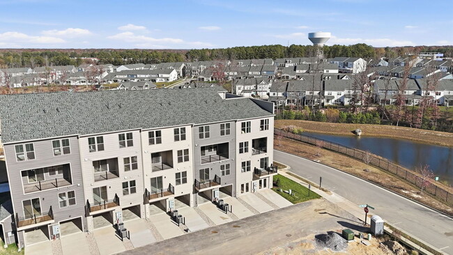 6913 Cosby Vlg Ter in Chesterfield, VA - Building Photo - Building Photo