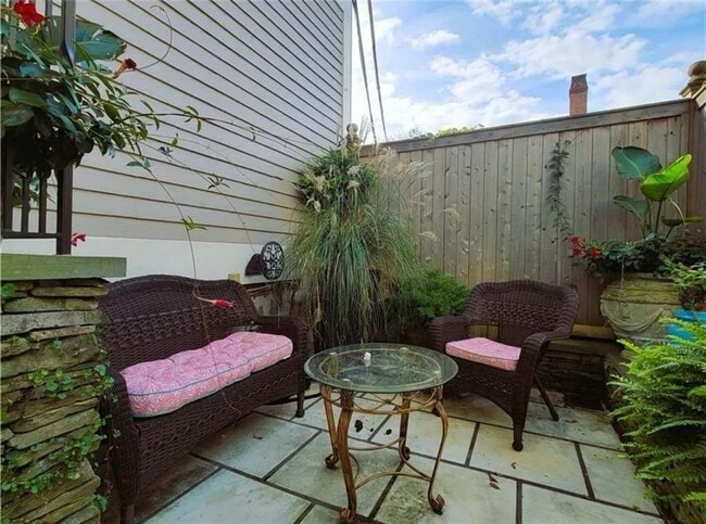 70 Pelham St in Newport, RI - Building Photo - Building Photo