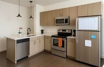 361 NEWARK Ave in Jersey City, NJ - Building Photo - Building Photo