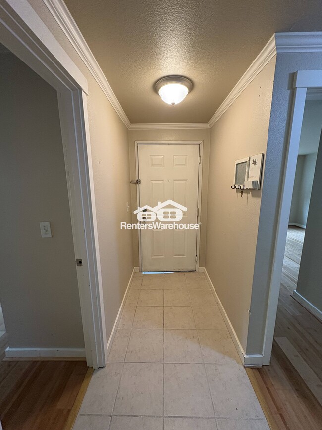 property at 9822 NE 122nd St