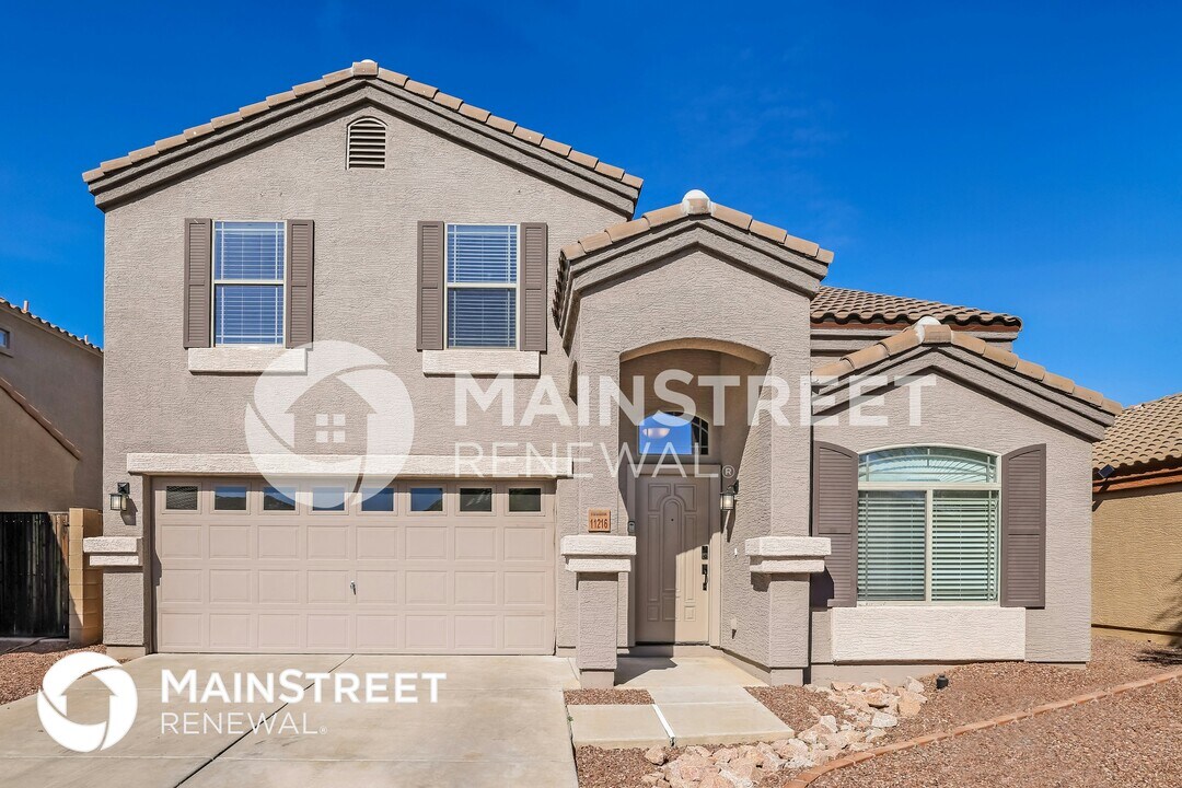 11216 W College Dr in Phoenix, AZ - Foto de edificio