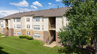 Retreat at Valencia Apartment Homes in Orlando, FL - Foto de edificio - Building Photo