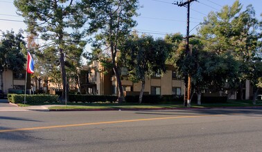 5942 Western Ave in Buena Park, CA - Building Photo - Building Photo