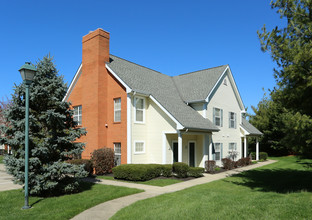 Retreat at Windemere in Westerville, OH - Foto de edificio - Building Photo