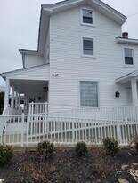 200 E Union Ave, Unit Bound Brook in Bound Brook, NJ - Building Photo