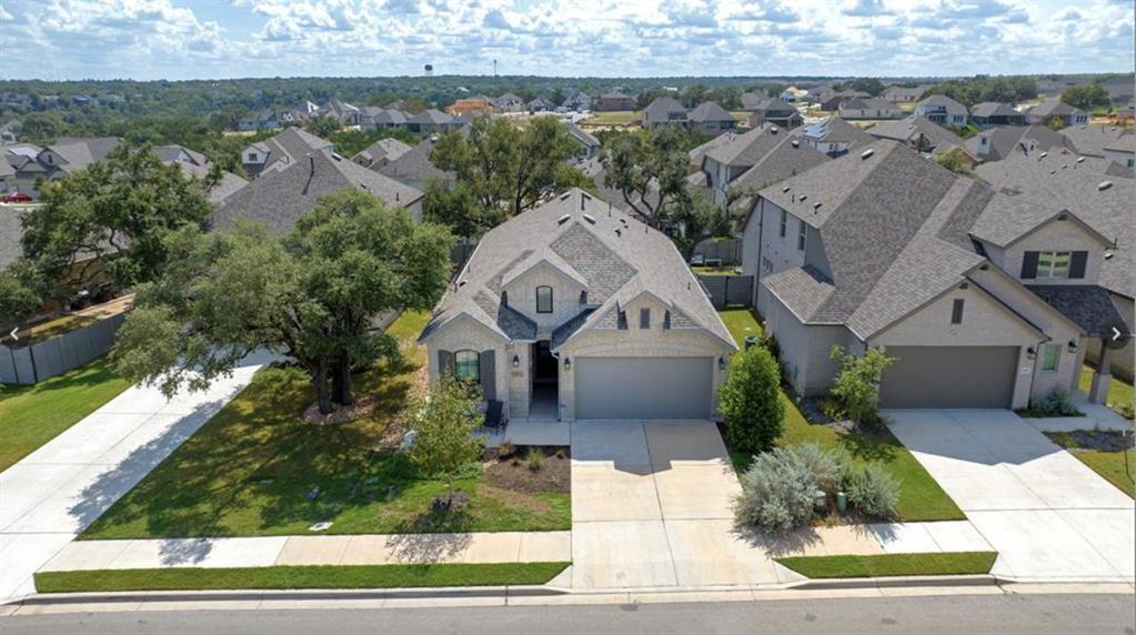652 Pecan Bottom Trail in Georgetown, TX - Building Photo