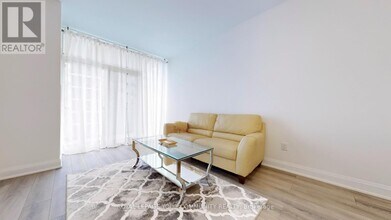 20-920 Gatineau Dr in Vaughan, ON - Building Photo - Building Photo