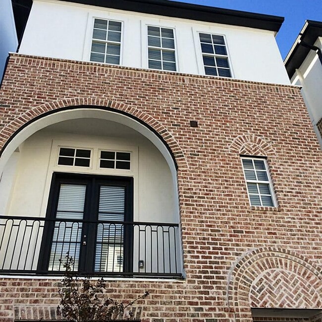 2711 Cohn Garden Ln