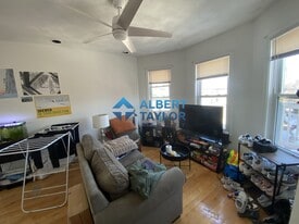 58 Mansfield St, Unit 3 in Boston, MA - Building Photo