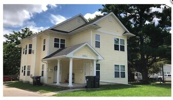 514 Olive St in Iowa City, IA - Building Photo