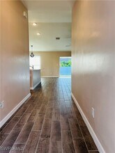 1712 NW 15th Ave in Cape Coral, FL - Building Photo - Building Photo