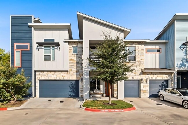 property at 8922 Menchaca Rd