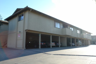 608 N Sanborn Rd in Salinas, CA - Building Photo - Building Photo