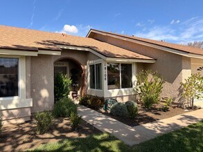 18108 Village 18 in Camarillo, CA - Building Photo - Building Photo