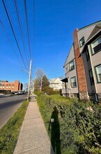 34 Badeau Pl in New Rochelle, NY - Building Photo - Building Photo