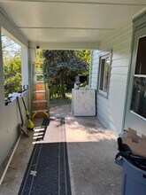 2808 Banksville Ave in Pittsburgh, PA - Foto de edificio - Building Photo