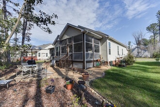 13318 Beacon Hill Way in Carrollton, VA - Building Photo - Building Photo