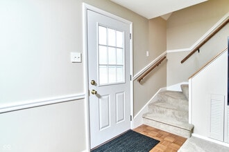 7353 Grandview Dr in Indianapolis, IN - Building Photo - Building Photo