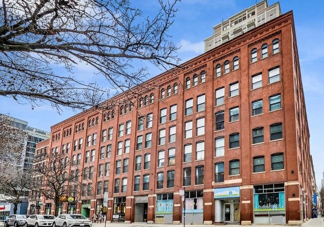property at 225 W Huron St