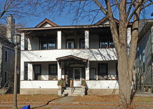 529 Laurel Ave in St. Paul, MN - Building Photo - Building Photo