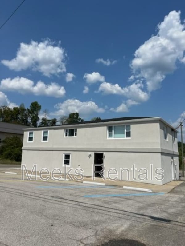 5308 Big Tyler Rd in Charleston, WV - Building Photo - Building Photo