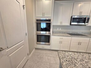 206 Barrington Dr in Haines City, FL - Building Photo - Building Photo