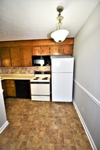 214 S 7th St, Unit B in Clarksville, TN - Building Photo - Building Photo