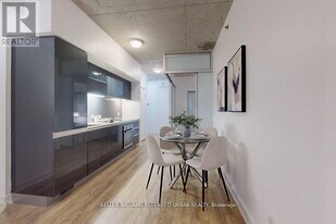 20 Gladstone Ave in Toronto, ON - Building Photo