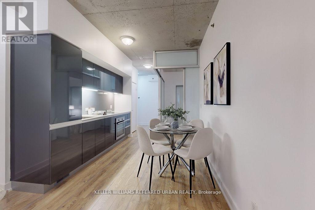 20 Gladstone Ave in Toronto, ON - Building Photo